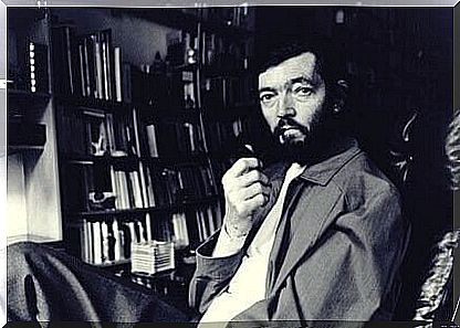 Julio Cortázar, biography of the great Argentine intellectual