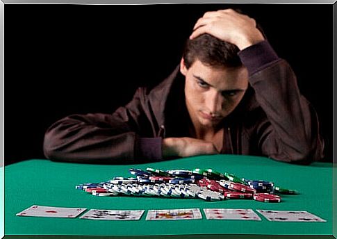 Pathological gambling: diagnosis, theories and treatment