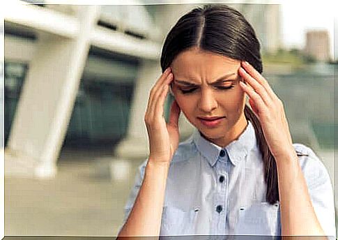 woman having to learn to stay calm in times of crisis